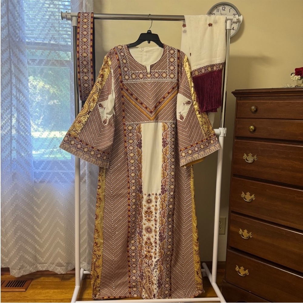Elegant Multicolor Women's Dress Palestinian thobe